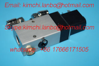 Китай 61.184.1051,42-way valve, valve,spare parts for printing machines поставщик