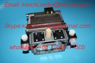 Китай C2.184.1051,SM102 CD102 machines cylinder/valve,D100,H30/30, original parts поставщик
