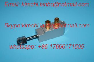 Китай F7.334.001,pneumatic cylinder, 102/CD74 parts,CD74 machines cylinder поставщик