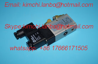 Китай 61.184.1311, 4/2-way valve, SM74 SM52 SM102 valve,24V,Good quality import printing machines spare par поставщик