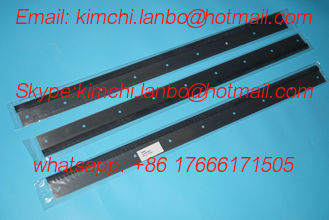 Китай PM74 wash up blade,PM74 rubber wash up blade,822*57*0.5mm,9 holes, high quality replacement поставщик