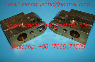 Китай High quality C5.072.201 C5.072.202 CD102 SM102 housing side lay DS and OS printing machines spare parts поставщик