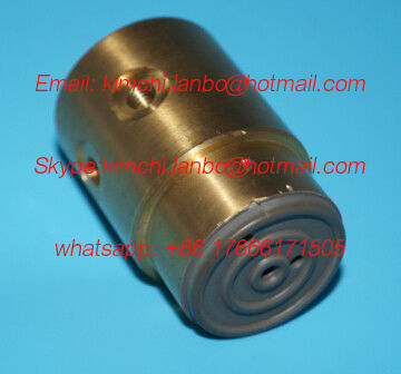 C7.007.5315, piston,orignal spare parts for offset machines поставщик