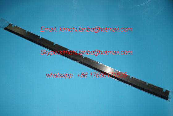 wash up blade,L=1090,11 slots, spare parts for offset printing machines поставщик