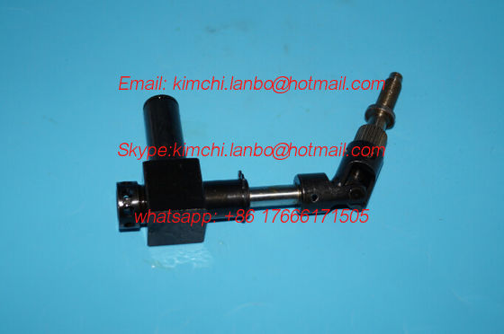 CD102 machines adjusting screw CD102 water roller screw spare parts for printing machines поставщик