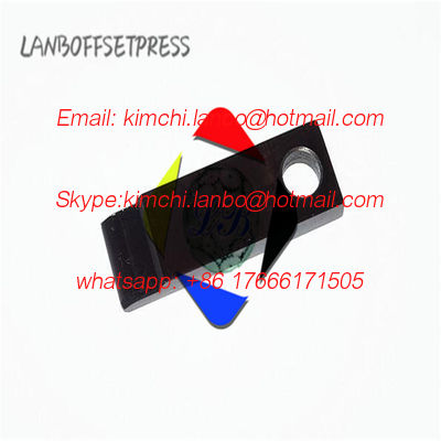 82.583.338 HD gripper with below offset printing machine gripper поставщик